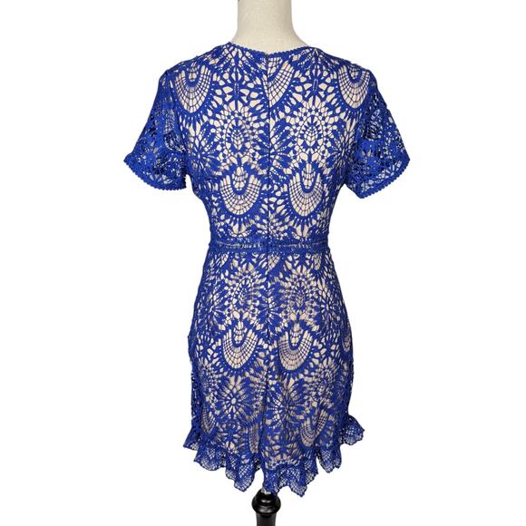 Hidden Label Short Sleeve Lace Shift Dress Blue Size M - Picture 2 of 16